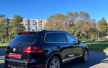 Volkswagen Touareg III, 2011 год, 2 550 000 рублей, 5 фотография