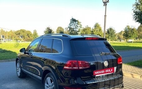 Volkswagen Touareg III, 2011 год, 2 550 000 рублей, 8 фотография