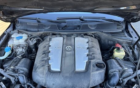 Volkswagen Touareg III, 2011 год, 2 550 000 рублей, 23 фотография