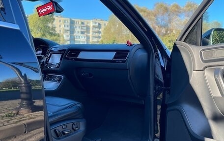 Volkswagen Touareg III, 2011 год, 2 550 000 рублей, 18 фотография