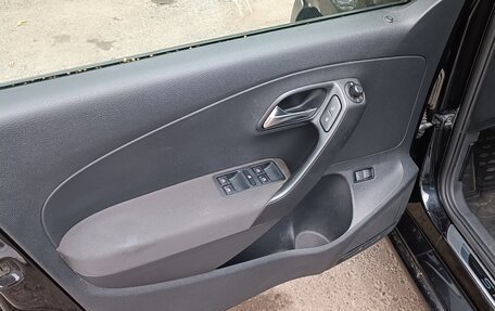 Volkswagen Polo VI (EU Market), 2014 год, 850 000 рублей, 10 фотография