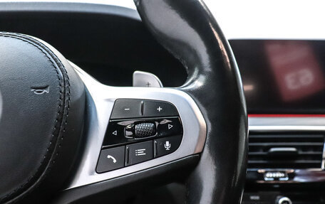 BMW 5 серия, 2019 год, 3 800 000 рублей, 17 фотография