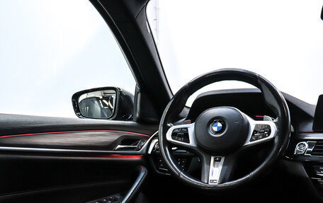 BMW 5 серия, 2019 год, 3 800 000 рублей, 25 фотография