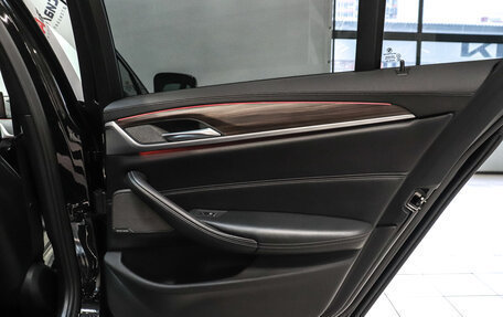 BMW 5 серия, 2019 год, 3 800 000 рублей, 28 фотография