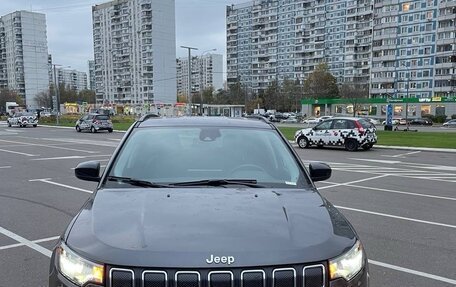 Jeep Compass II, 2022 год, 3 499 999 рублей, 2 фотография