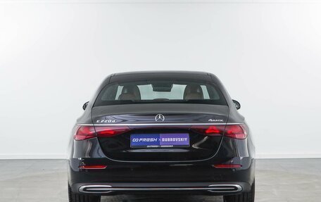 Mercedes-Benz E-Класс, 2024 год, 8 417 055 рублей, 4 фотография