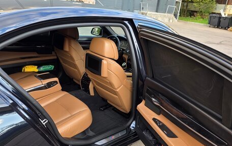 BMW 7 серия, 2011 год, 1 475 000 рублей, 38 фотография