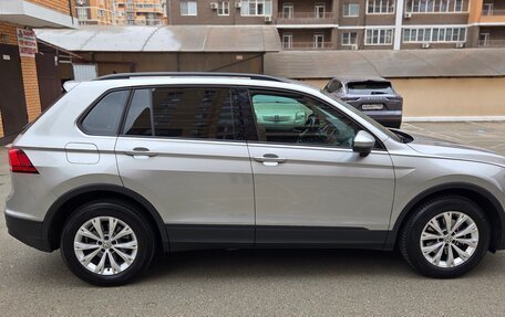 Volkswagen Tiguan II, 2020 год, 2 570 000 рублей, 4 фотография