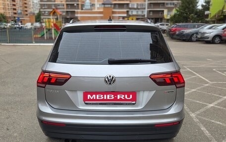 Volkswagen Tiguan II, 2020 год, 2 570 000 рублей, 6 фотография