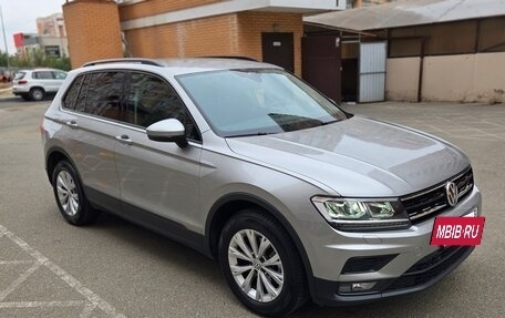 Volkswagen Tiguan II, 2020 год, 2 570 000 рублей, 3 фотография