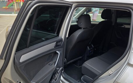 Volkswagen Tiguan II, 2020 год, 2 570 000 рублей, 15 фотография