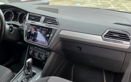 Volkswagen Tiguan II, 2020 год, 2 570 000 рублей, 10 фотография