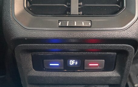 Volkswagen Tiguan II, 2020 год, 2 570 000 рублей, 22 фотография