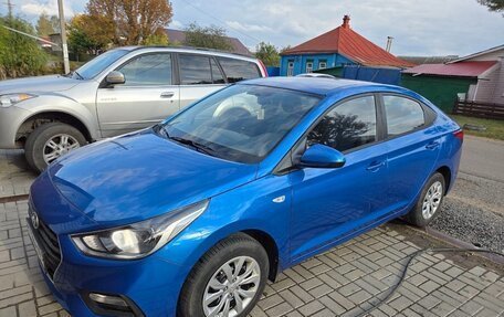 Hyundai Solaris II рестайлинг, 2019 год, 1 320 000 рублей, 1 фотография