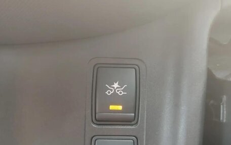 Nissan Serena IV, 2017 год, 1 870 000 рублей, 17 фотография