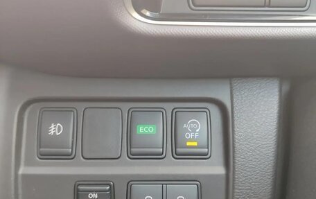 Nissan Serena IV, 2017 год, 1 870 000 рублей, 18 фотография