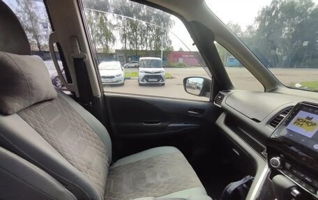 Nissan Serena IV, 2017 год, 1 870 000 рублей, 13 фотография