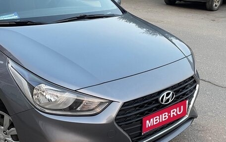 Hyundai Solaris II рестайлинг, 2017 год, 1 450 000 рублей, 1 фотография