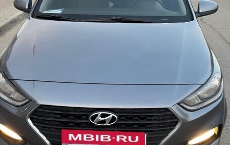 Hyundai Solaris II рестайлинг, 2017 год, 1 450 000 рублей, 2 фотография