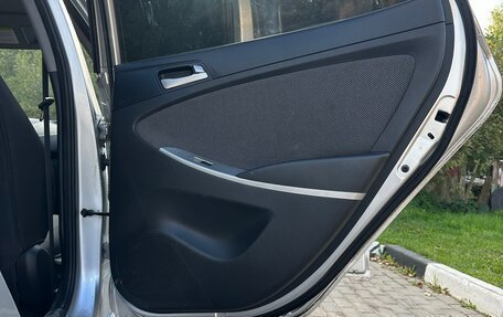 Hyundai Solaris II рестайлинг, 2011 год, 615 000 рублей, 4 фотография