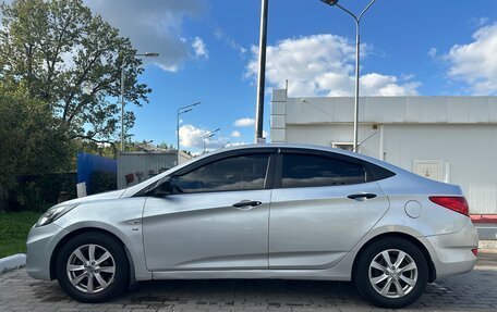 Hyundai Solaris II рестайлинг, 2011 год, 615 000 рублей, 16 фотография
