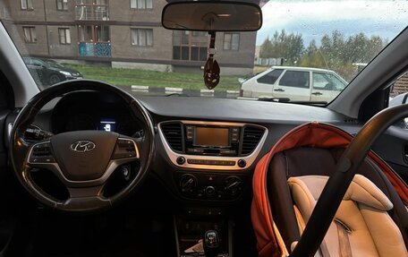 Hyundai Solaris II рестайлинг, 2018 год, 1 100 000 рублей, 6 фотография