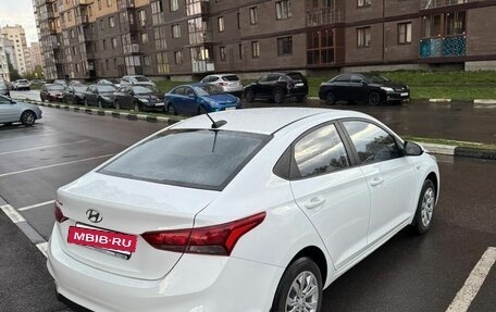 Hyundai Solaris II рестайлинг, 2018 год, 1 100 000 рублей, 4 фотография