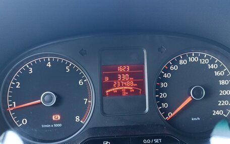 Volkswagen Polo VI (EU Market), 2011 год, 685 000 рублей, 4 фотография