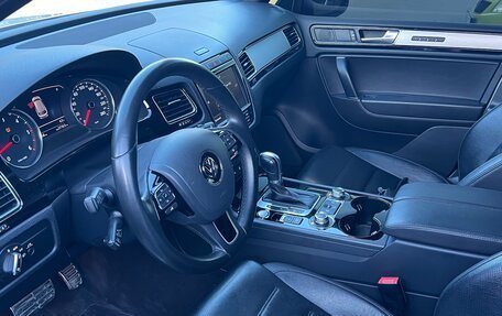 Volkswagen Touareg III, 2017 год, 3 800 000 рублей, 4 фотография