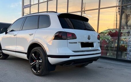 Volkswagen Touareg III, 2017 год, 3 800 000 рублей, 3 фотография