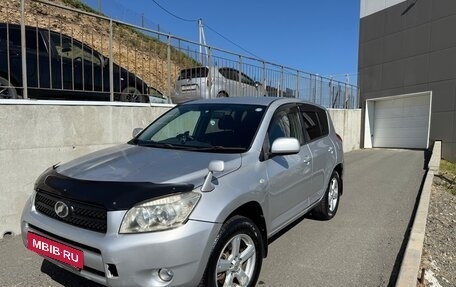 Toyota RAV4, 2006 год, 1 000 000 рублей, 2 фотография