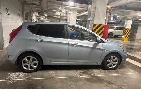 Hyundai Solaris II рестайлинг, 2012 год, 750 000 рублей, 4 фотография