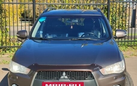 Mitsubishi Outlander III рестайлинг 3, 2012 год, 1 499 999 рублей, 11 фотография