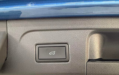 Volkswagen Touran III, 2022 год, 2 750 000 рублей, 18 фотография