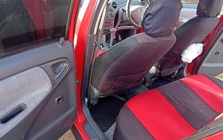 Toyota Vitz, 2000 год, 325 000 рублей, 10 фотография