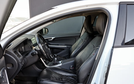 Volvo S60 III, 2015 год, 1 565 000 рублей, 10 фотография