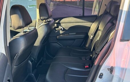 Nissan Tiida, 2010 год, 700 000 рублей, 7 фотография