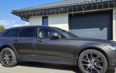 Volvo V90 Cross Country I рестайлинг, 2022 год, 4 950 000 рублей, 4 фотография