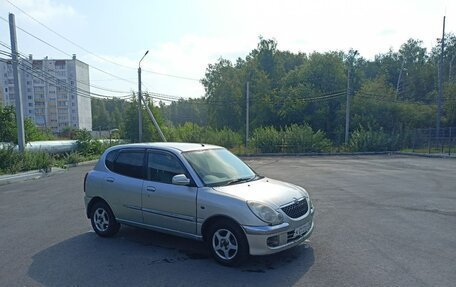Daihatsu Storia, 2002 год, 200 000 рублей, 2 фотография