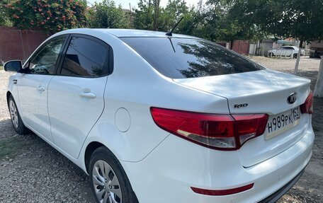 KIA Rio III рестайлинг, 2015 год, 825 000 рублей, 6 фотография