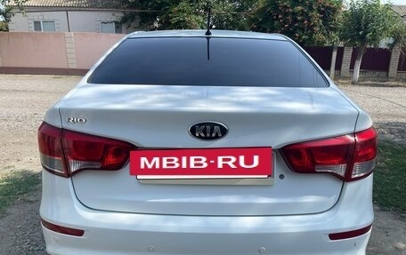 KIA Rio III рестайлинг, 2015 год, 825 000 рублей, 5 фотография