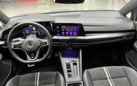 Volkswagen Golf VIII, 2021 год, 1 870 050 рублей, 4 фотография