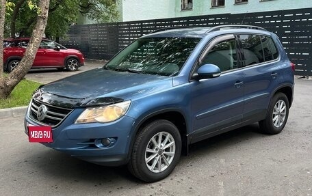 Volkswagen Tiguan I, 2010 год, 799 000 рублей, 1 фотография
