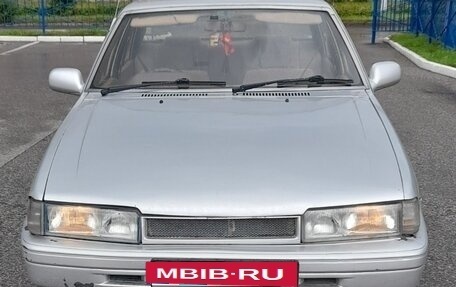 Mazda 626, 1985 год, 115 000 рублей, 4 фотография