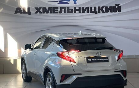 Toyota C-HR I рестайлинг, 2018 год, 1 900 000 рублей, 5 фотография