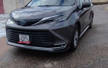 Toyota Sienna, 2020 год, 3 100 000 рублей, 8 фотография
