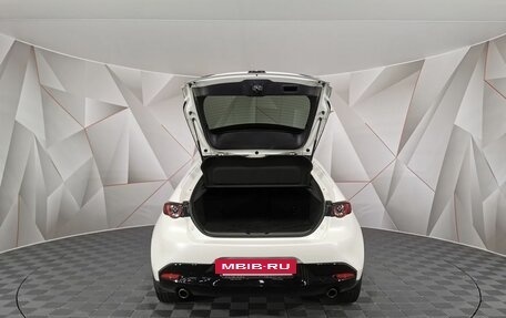 Mazda 3, 2019 год, 1 865 000 рублей, 11 фотография