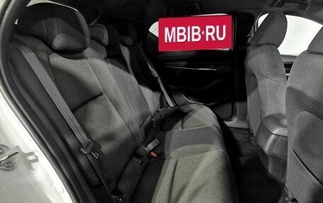 Mazda 3, 2019 год, 1 865 000 рублей, 15 фотография
