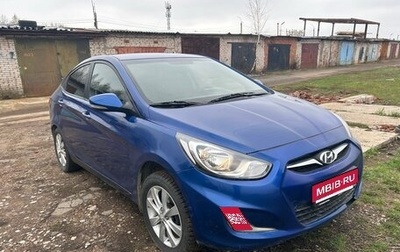 Hyundai Solaris II рестайлинг, 2011 год, 730 000 рублей, 1 фотография