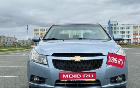 Chevrolet Cruze II, 2009 год, 699 999 рублей, 1 фотография